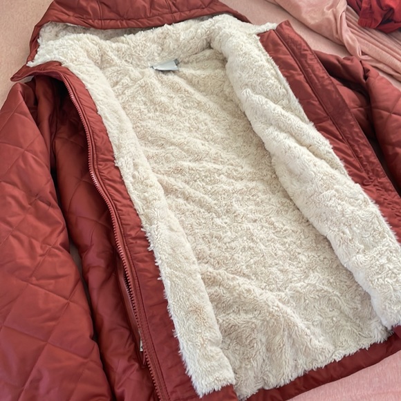 Columbia Coat - Picture 8 of 9